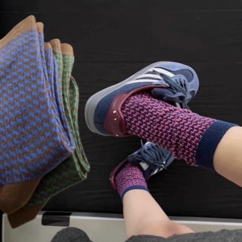Striped Socks, Women's Mid-calf Socks, Autumn and Winter Pure Cotton Socks, Retro Checkered Spring and Autumn Long Socks, Pile Socks