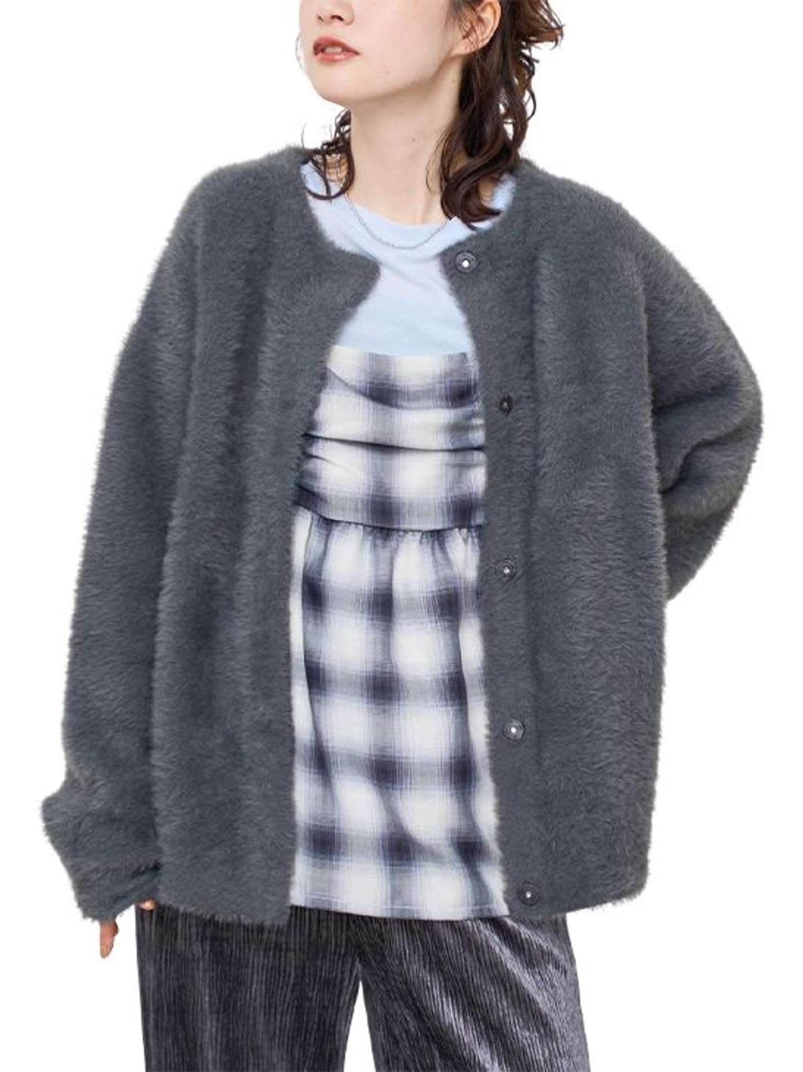 

Кардиган из пряжи Cohen Feather 76376000001 1900 СЕРЫЙ(19) СВОБОДНО