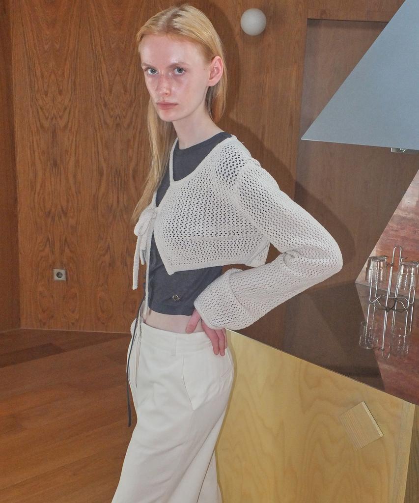 En Or Cut Out Bolero Cardigan - Beige