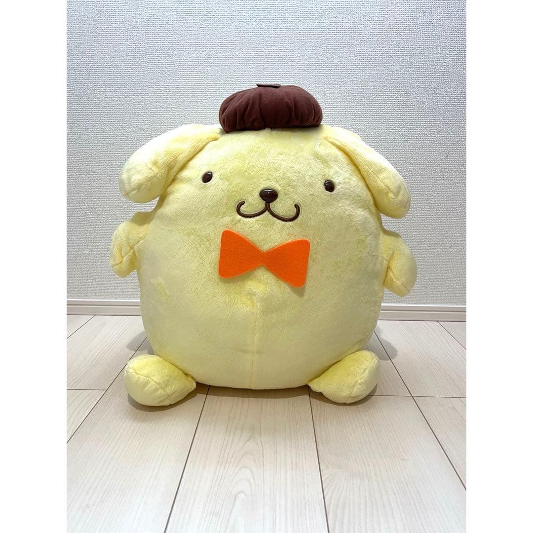 Pompompurin super big stuffed toy bow tie