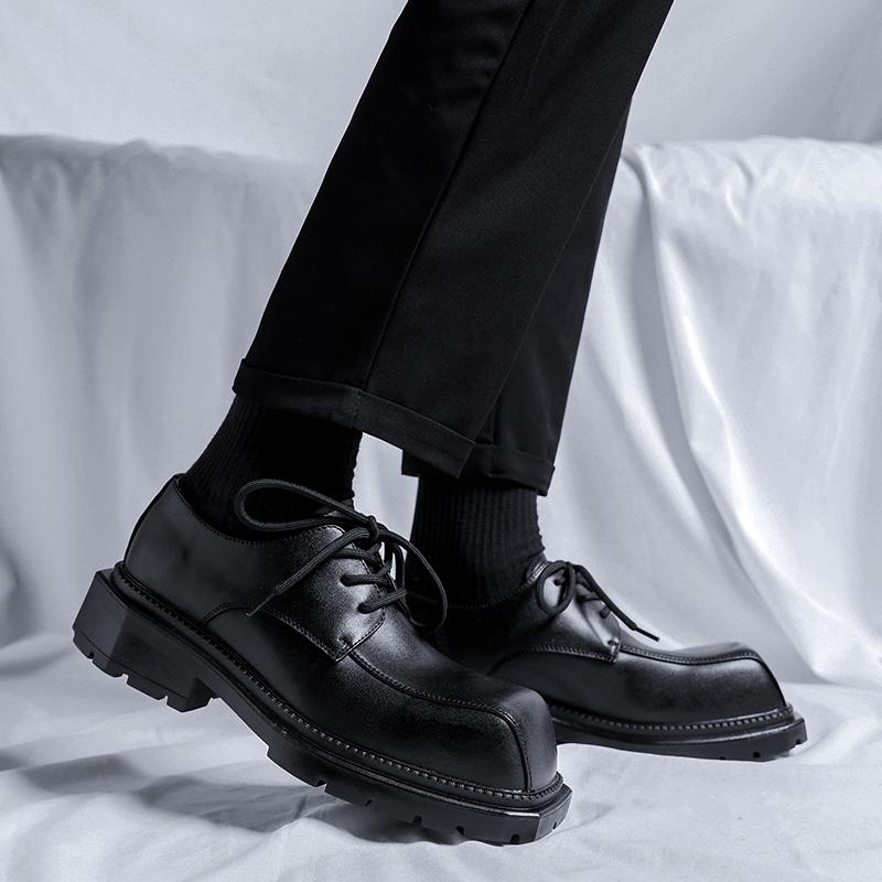 Pánské kožené oxfordky s tlustou podrážkou Svatební obuv 2024 Pánská obuv Pánská móda Ležérní obuv Šněrovací Luxusní značka Pánská kadeřnická obuv