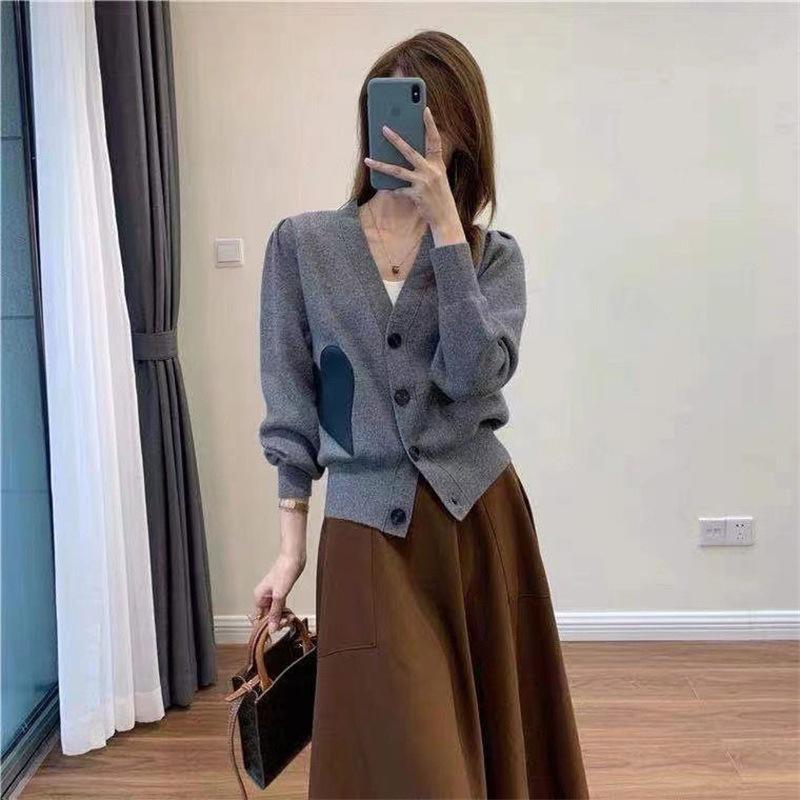 

Spring and Autumn New Collar Temperament Skinny Temperament Sweater Women s Jacket Love Long Sleeve Short Knitted Cardigan one size fits all серый