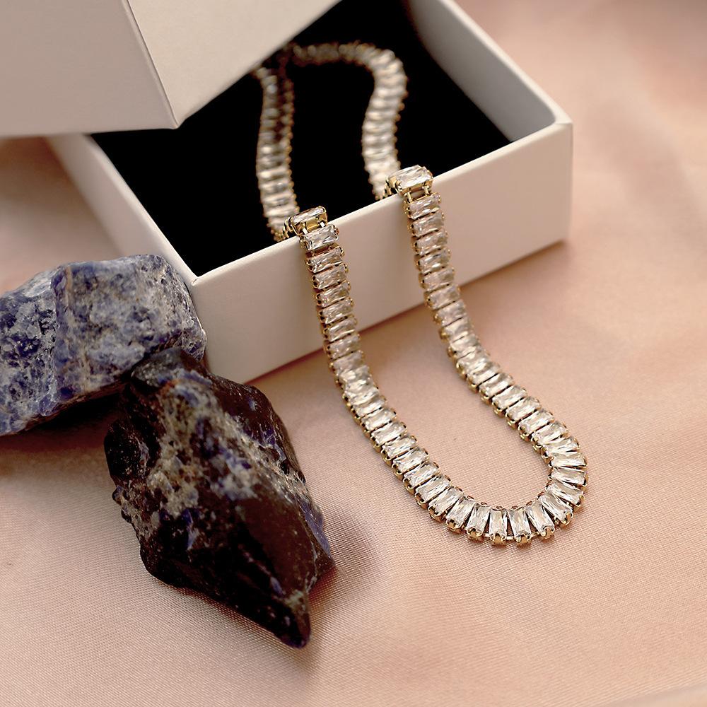 Naszyjnik Szmaragdowy Zimny Wiatr Damski Wszechstronny Niszowy Wysokiej Jakości Stal Tytanowa Nie Bladnie