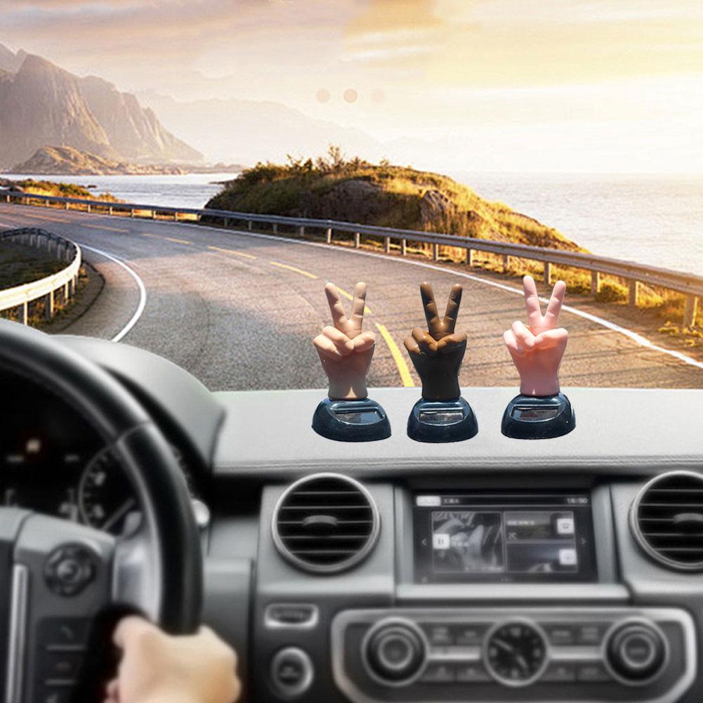 Solar Powered Two-finger Salute Shaking Toy Car Dashboard Dashboard Dancing Brown Ornament Figure Decorative Toy C T3w7