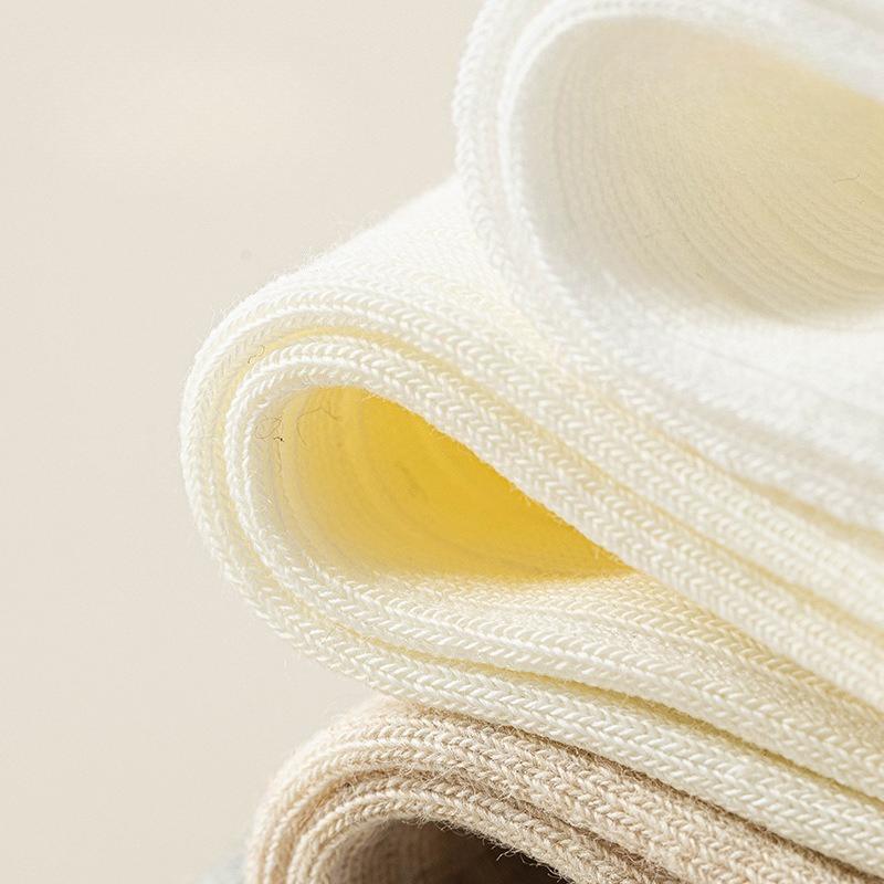 Grey Loose-fitting High-top Vertical Women's Socks, Pure Cotton Pile Socks, Moisture-absorbent and Breathable, White Boneless Long Socks