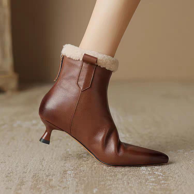 

модные женские меховые ботильоны с острым носком, модные ботинки на среднем каблуке из кожи, теплые плюшевые туфли, женские брендовые зимние 2025 года, трендовые удобные ботинки Mujer 40 светло-коричневого