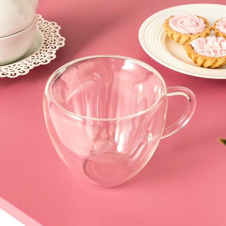 Szklanka termiczna z podwójnym dnem ściankami z sercem na kawę latte