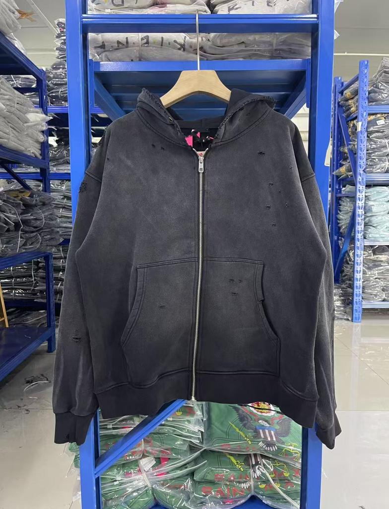 Vintage Distressed Spray-Painted Unisex Hoodie - Retro Loose-Fit