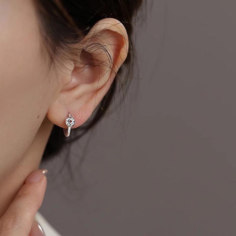 2026 Exquisite Women's Light Luxury Diamond-Inlaid Copper Coin Earrings - Trendy High-End Style