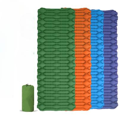Aufblasbare Matte für den Außenbereich, tragbare Bergsteigen-aufblasbare Schlafmatte, Camping-Picknickmatte, Zeltmatte, feuchtigkeitsbeständige Matte + breit