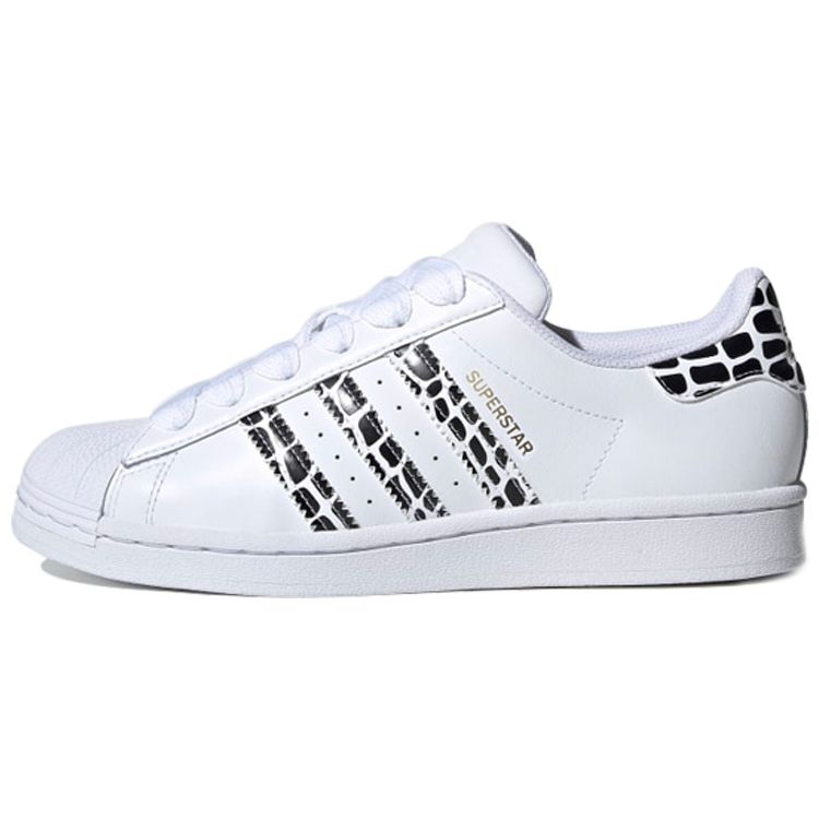 

Wmns Superstar с животным принтом FV3452
