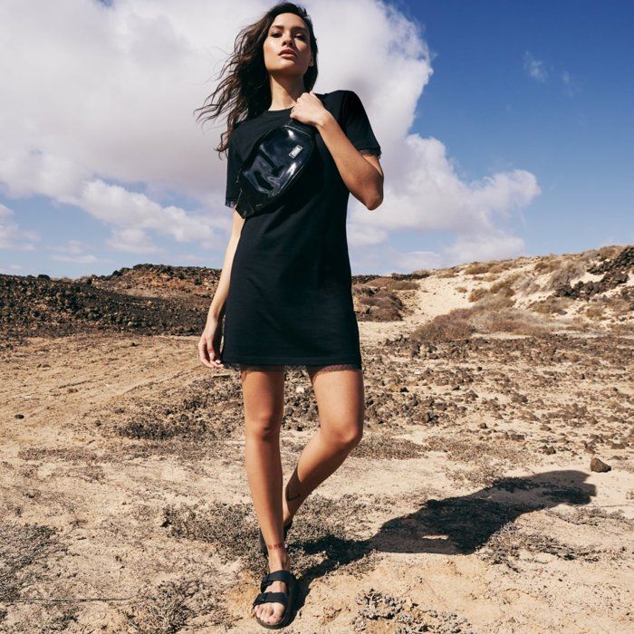 Urban Classics Ladies - Boxy Lace Hem Robe noir