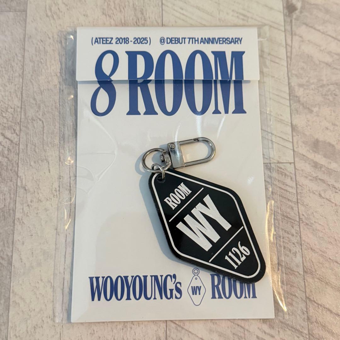 [USED] ATEEZ 8room Key Ring Wooyoung