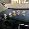 Innenraum-Autodekoration Federnde Wackelblume Armaturenbrett-Ornament, Wackelkopf-Sonnenblumen-Dekor, Niedlich für Rückspiegel und Home Office