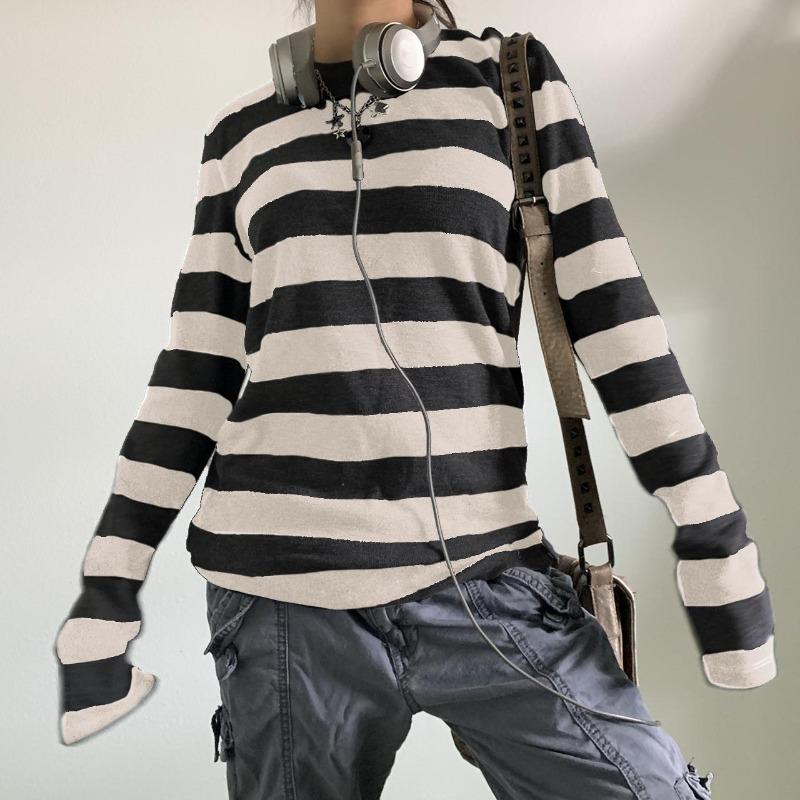2KWEIRD Damen Fairy Grunge Strick Basic Shirt Y2K Grau Schwarz Gestreift Langarm Rundhals Tops Emo T-Shirt