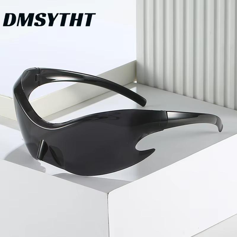 Non-polarized Classic Fashion Punk Women Alien Mirror Integrated Design Future Technology Sense Sunglasses Sunscreen Men Eyeglasses
