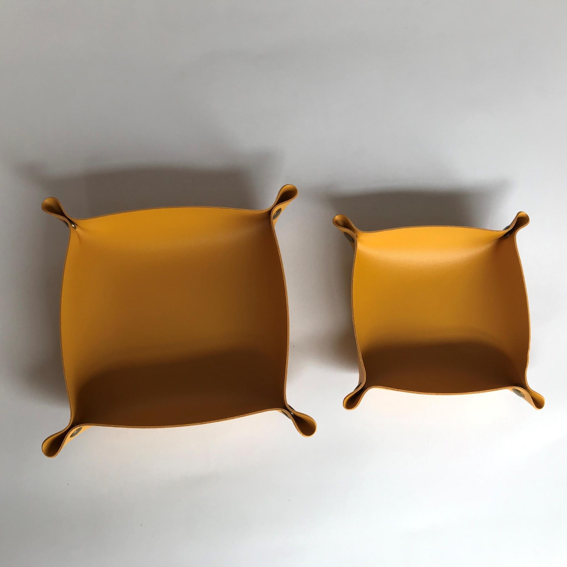 

Настольный лоток для хранения из ПУ кожи, лоток-органайзер для мелочей, складной лоток, настольный органайзер для хранения мелочей, коробка для мелочей для кубиков, ключей, кошелька, монет, украшение для дома 15x15cm фиолетовый