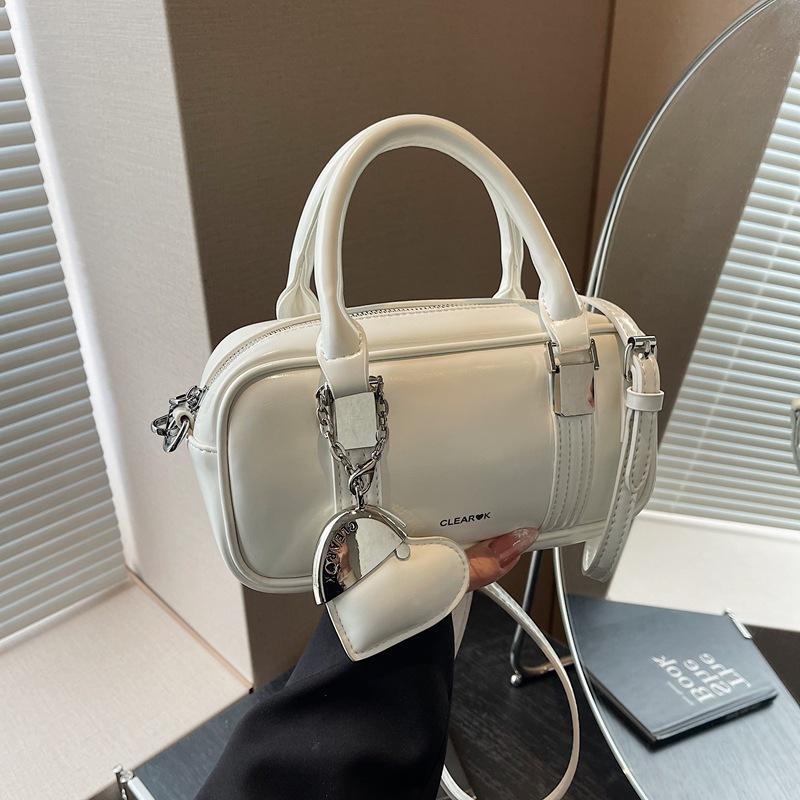 Premium Texture Portable Small Bag Women's New Fashion Versatile Shoulder Pillow Bag Commuter Messenger Bag