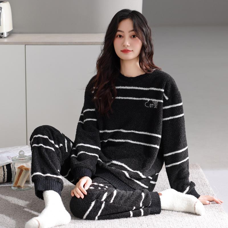 Half-Fleece Pajamas Women'S Autumn And Winter Fleece Thickened Long-Sleeved Suit Winter Warm Striped Fashion Loungewear