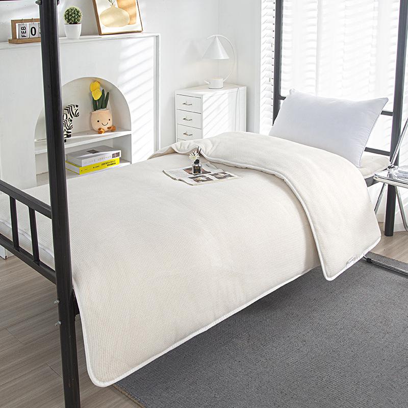 Xinjiang Cotton Fluff-Filled Winter Quilt: Single Dorm Mattress Pad