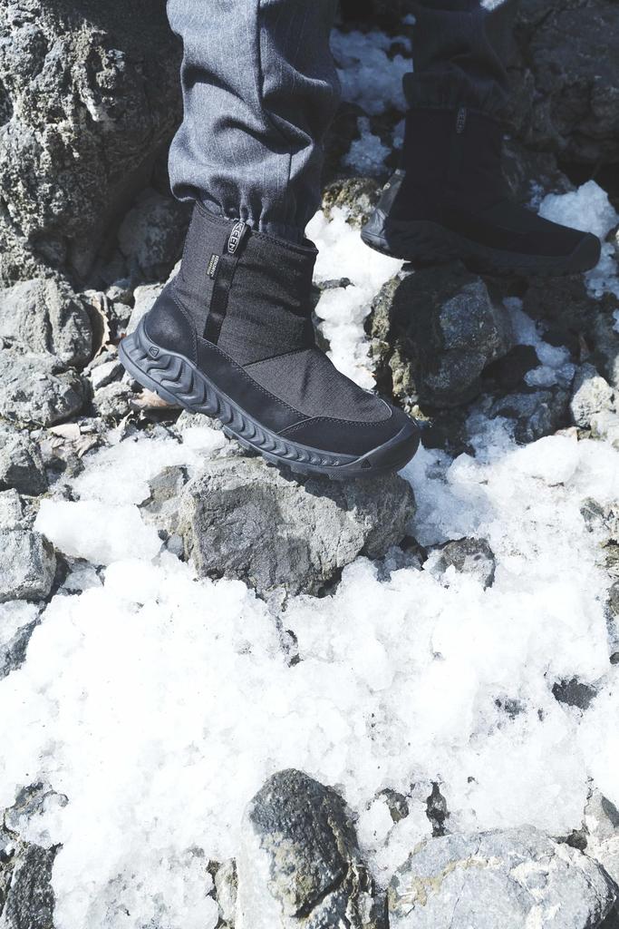 Hood NXIS PULL WP Size cm [KEEN] Boots, Men's, Black/Black, 27.0