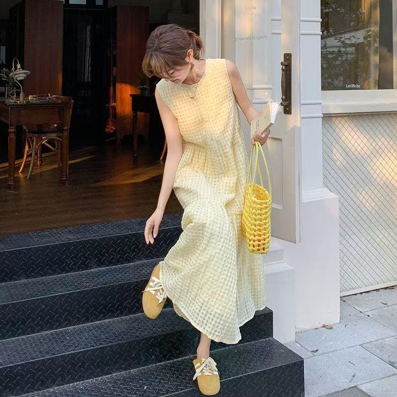 2026 Women's Summer Sleeveless Plaid A-line Dress - Slimming & Casual Style for Vacation or Commute