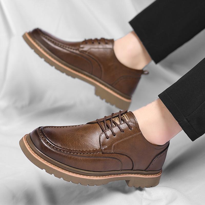 Mode Britisches Leder Business Herren Anzugschuhe Frühling Herbst Weiche Sohle Herren Designer Arbeitsschuhe Herren Mode Freizeit Slipper Herren