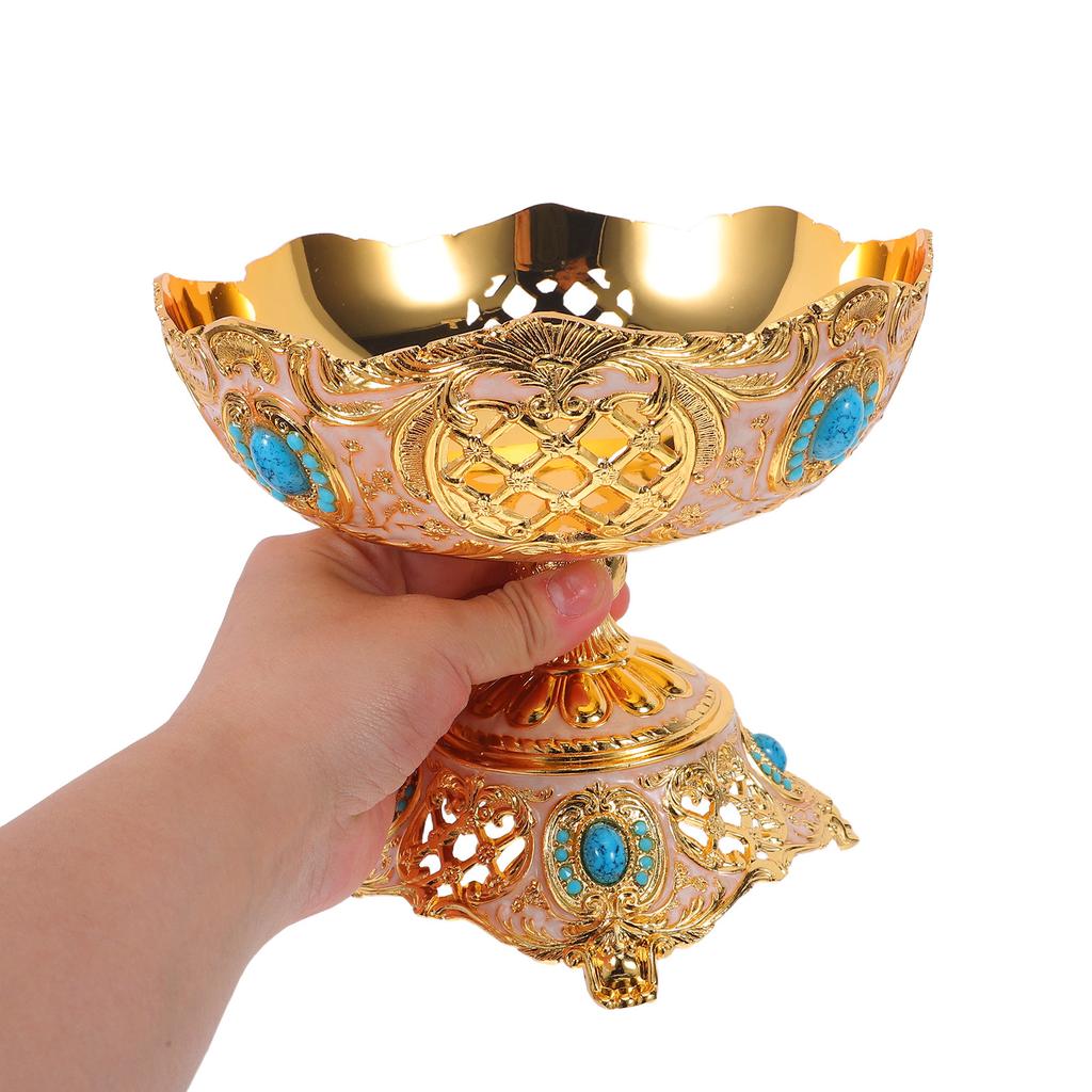 Vintage European Retro Fruit Tray Zinc Alloy Hollow Footed Fruit Holder Countertop Decorative Snack Candy Bowl for Dining Table