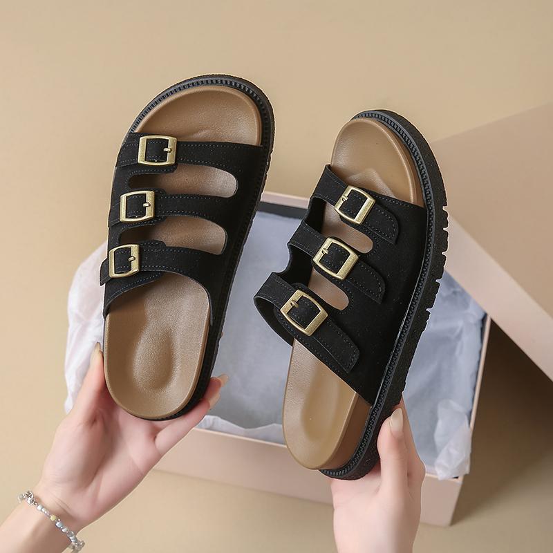 2025 Women Slippers Flip Flops Female Metal Rivets Plat Slides Soft EVA Open Toe Indoor Outdoor Beach Casual Shoes Home Slippers