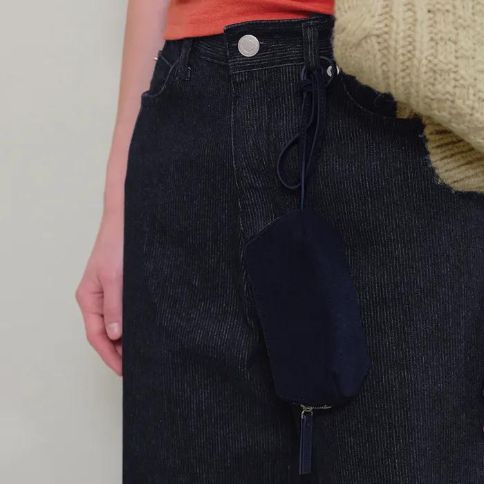 Suede strap pouch (Navy)