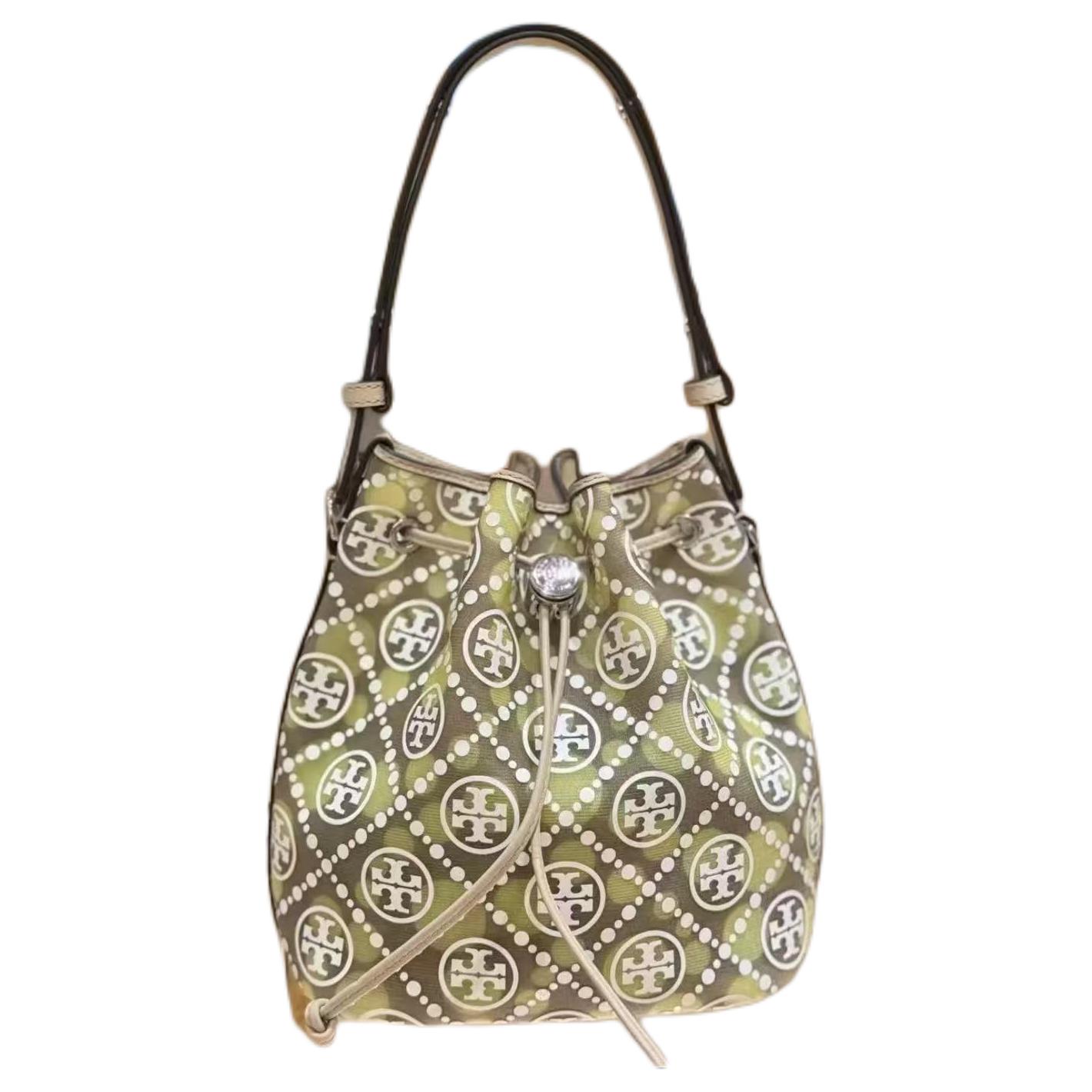 

Tory Burch T Monogram Iconic T Letter Nylon Bucket Bag Women Handbags Khaki Honey 166273-251 Basic Set (Bag+Dust Bag)