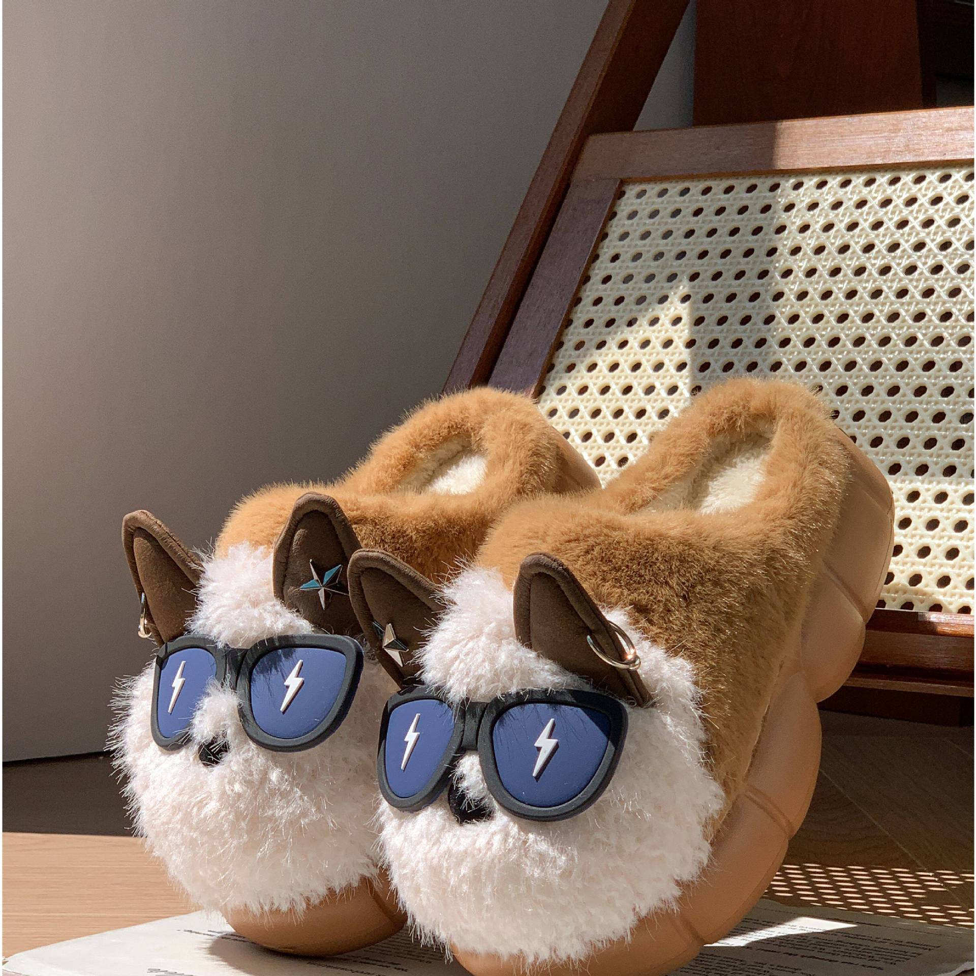 

Cute eyes puppy cotton slippers winter indoor home thick bottom non-slip velvet warm slippers 44-45