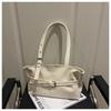 Retro Large Capacity Underarm Shoulder Tote Bag For Women Daily Commute