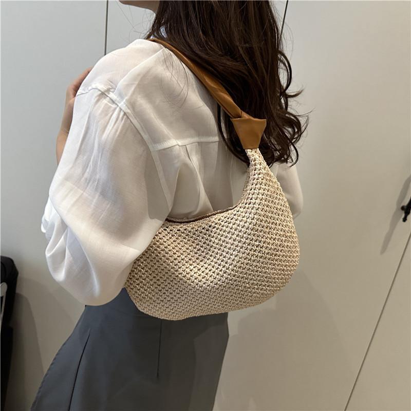 Fashion woven bag women's 2025 new casual straw shoulder bag Mori beach casual tote bag underarm bag