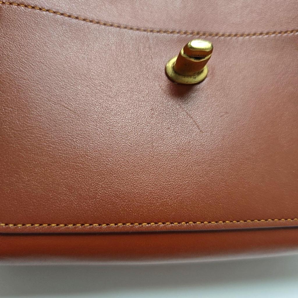 [Gebraucht] Parker 18 Nieten Kamelienblüten-Ketten-Klappen-Umhängetasche Beschichtetes Canvas und Kalbsleder Crossbody-Tasche Klein - Ausgezeichnet #N0GDV1