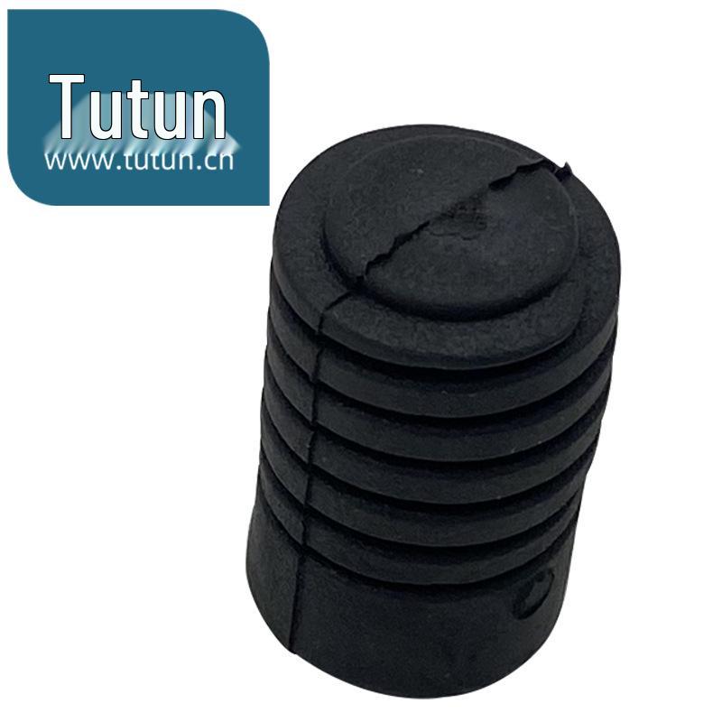 

Nissan X-Trail (2008-2020 гг.) Резиновая накладка на капот для моторного отсека Trail