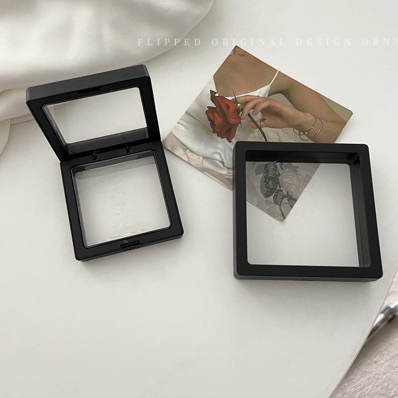 Ожерелье из титановой стали с тиснением в стиле Ся Ичжэ «Любовь и глубокий космос»