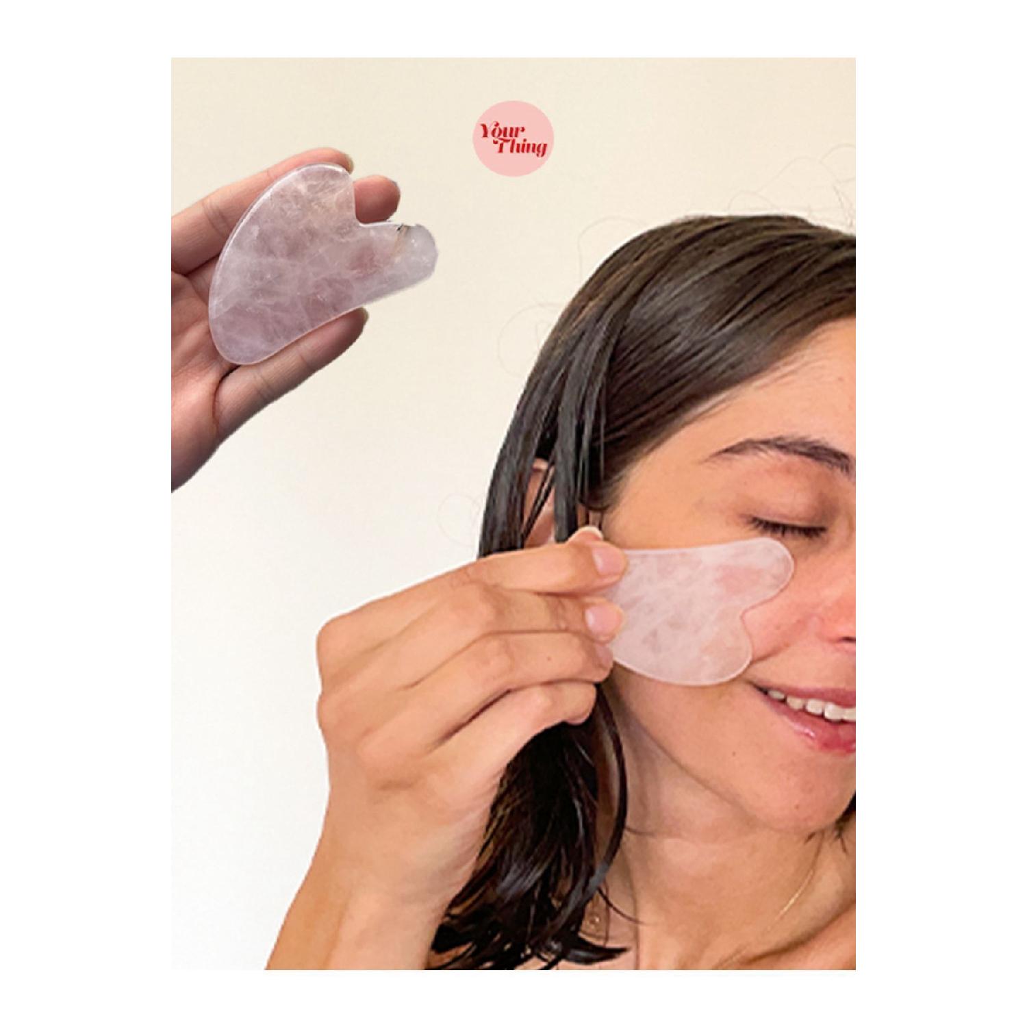 

Natural Stone Pink Quartz Gua Shah Facial Massage And Facial Yoga Stone рожевий