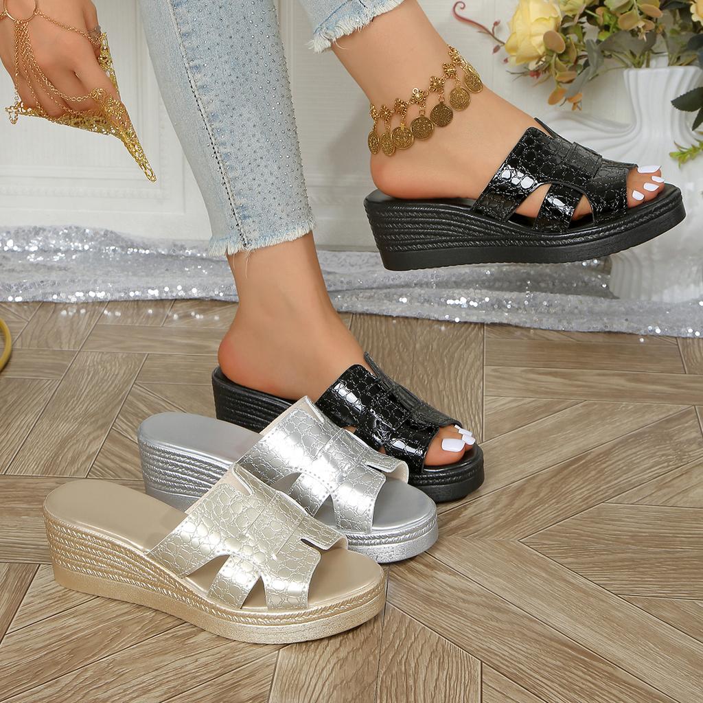 Wedge Slippers 2026 New Fashion Platform Sandals Plus Size High Heels Slippers Thick Bottom Open Toe Ladies Shoes Slides Women