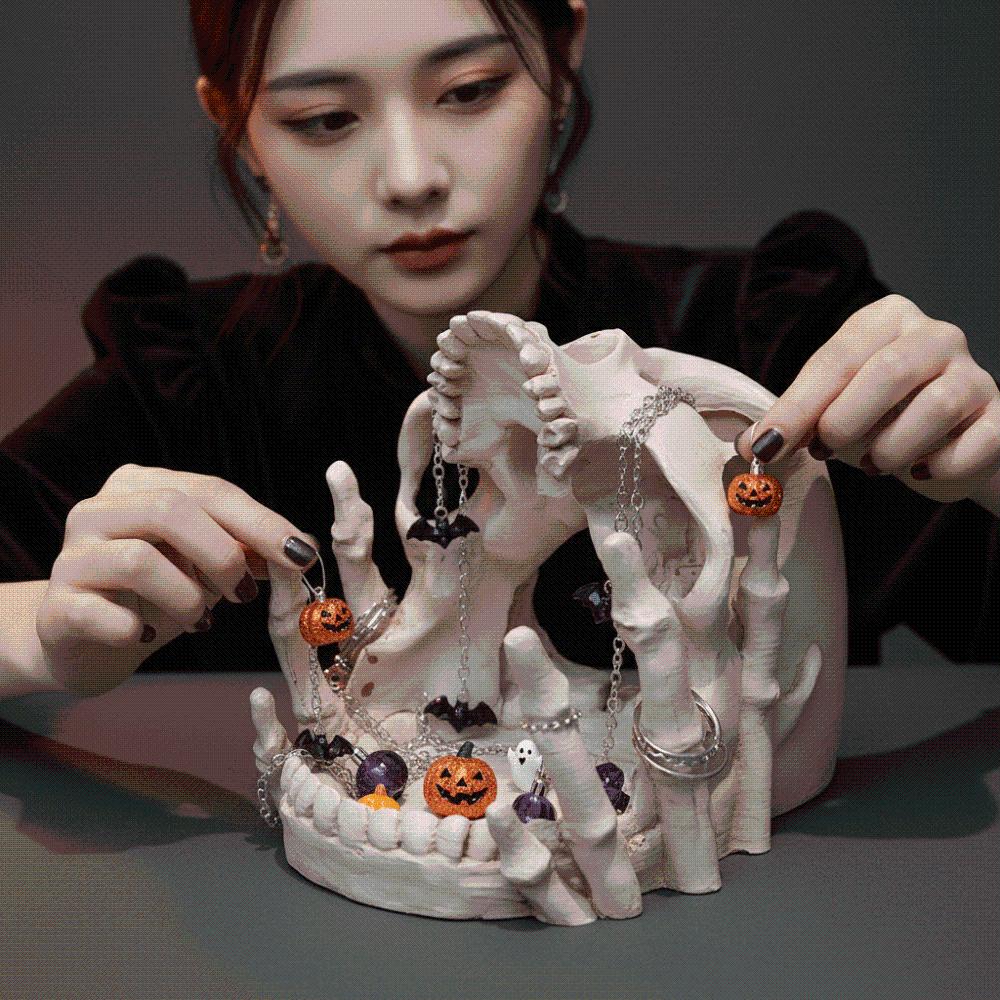 Realistic Gothic Skull Key Holder Multifunctional Halloween Resin Craft Bedroom