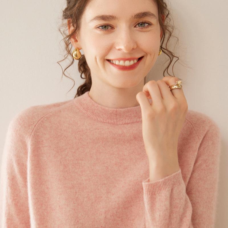 Women's Cashmere Round Neck Sweater - Solid Color Pullover for Autumn/Winter