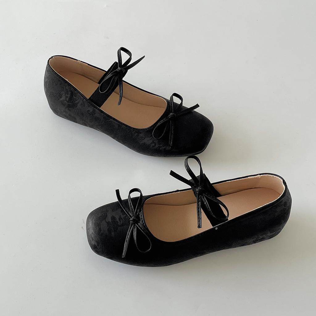 Retro silver French square head light mouth flat sole single shoes women's summer 2025 new high-end inner height increase Mary Jane shoes