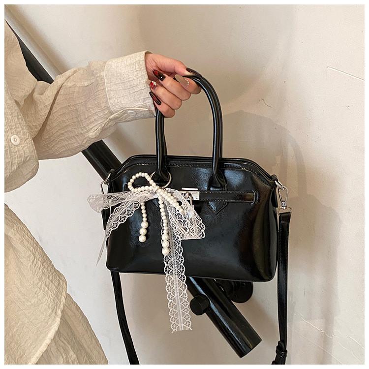 IELGY High-End Fashion Trendy Simple Shell Bag Casual Commuter Shoulder Cross-Body Female Bag