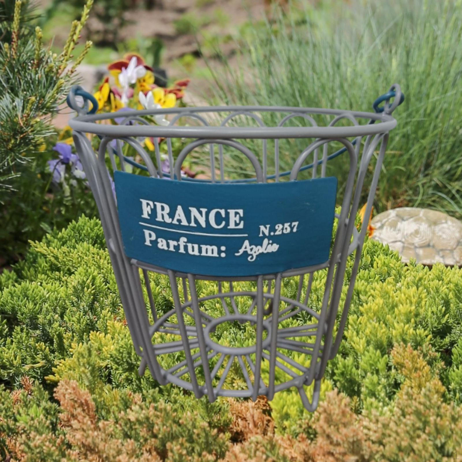 

Компактная круглая проволочная корзина для цветочных горшков на подоконнике