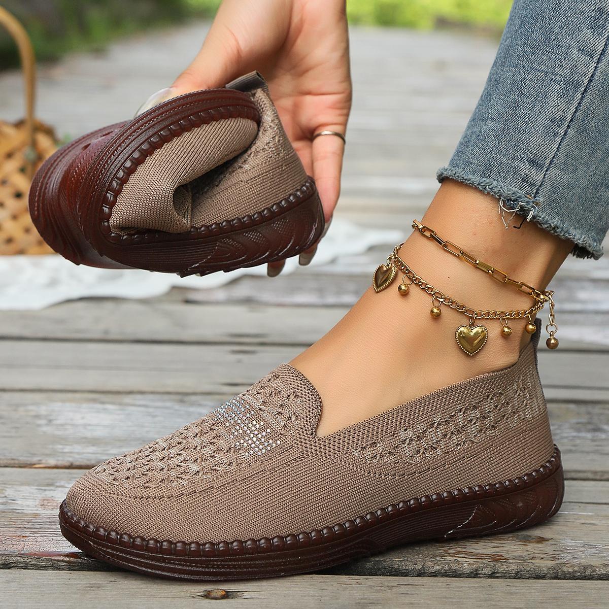 

Модные женские туфли на плоской подошве, повседневные мокасины, мягкие туфли с коротким каблуком, новинка 2024 года, платья для прогулок, дышащие сандалии, женский тренд 42 коричневый