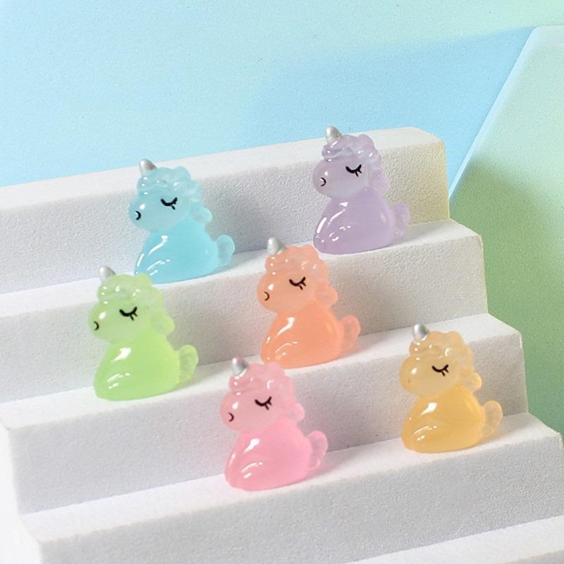 Miniature Luminous Resin Animal Ornaments: Cartoon Desktop & Car Decorations