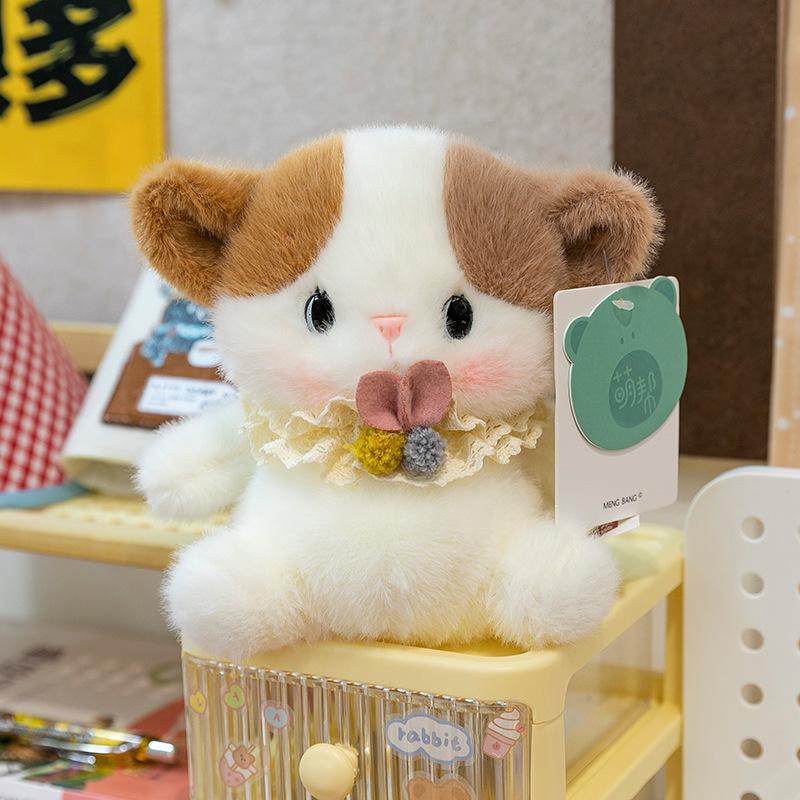 Original table with dolls, small ornaments, cute plush toys, accompanying dolls, decorations, learning to pick up birthday gifts