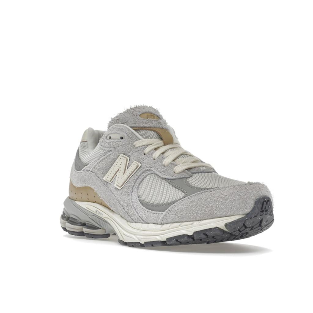 New Balance 2002R Rain Cloud Angora Unisex Sneakers Grey Sweet-Caramel M2002RSA
