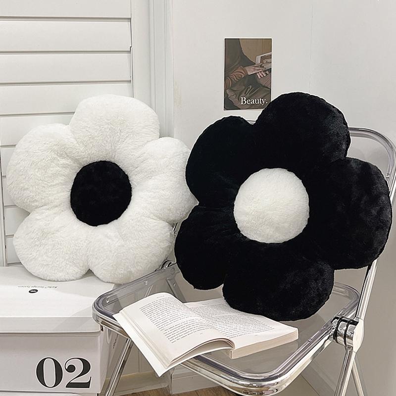 Flower Shape Cushion Classroom Cushions Circular Soft Nap Office Chair Cushion Black White Pillow Sofa Decorative Flower Pillow