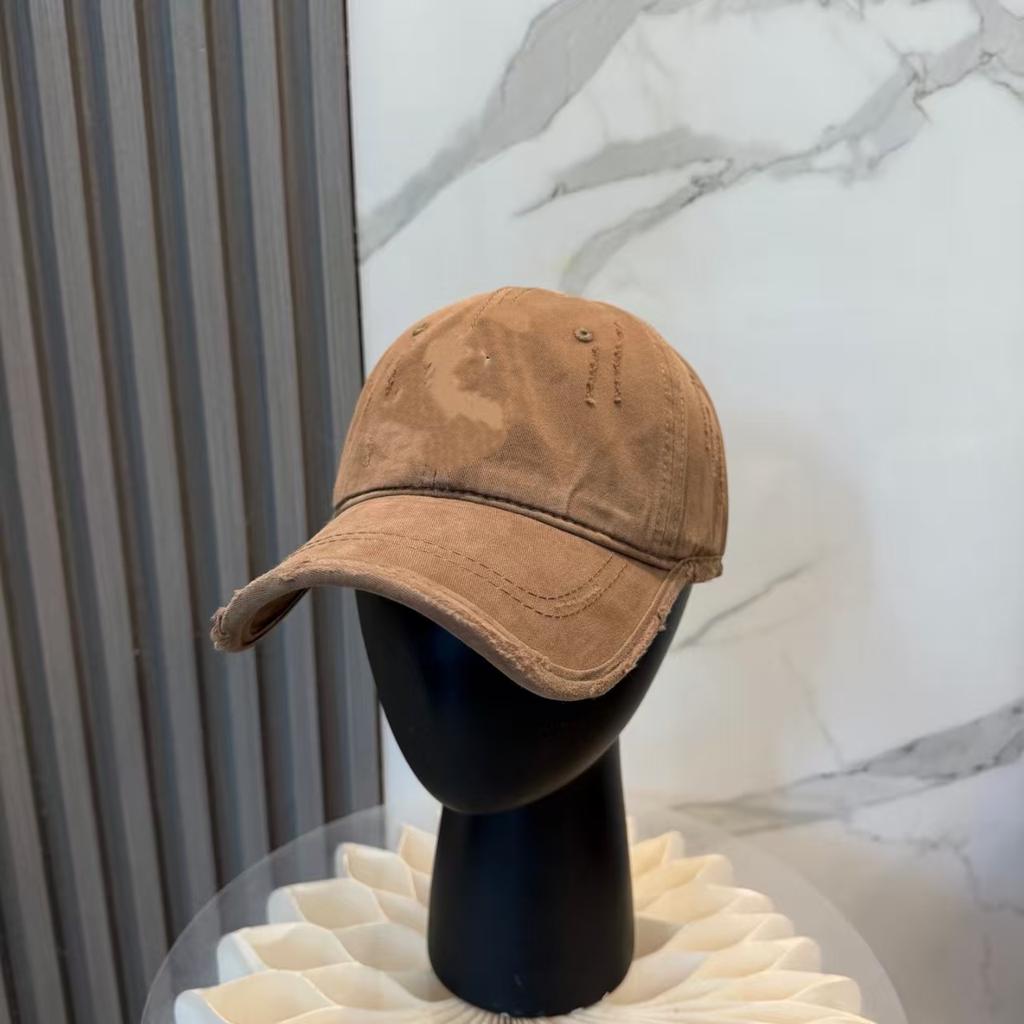 New Unisex Personalized Baseball Cap with High Quality and Breathable Perfect for All Seasons High Aesthetic and Fashionable